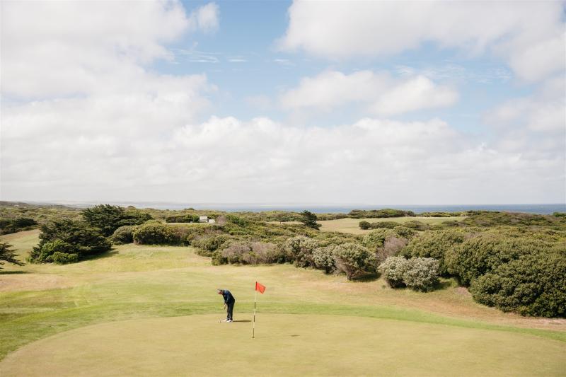 Sharp Airlines x King Island   190